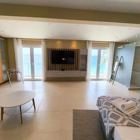 Сasa de vacaciones Infinity House By Klv Argostoli (Kefalonia)