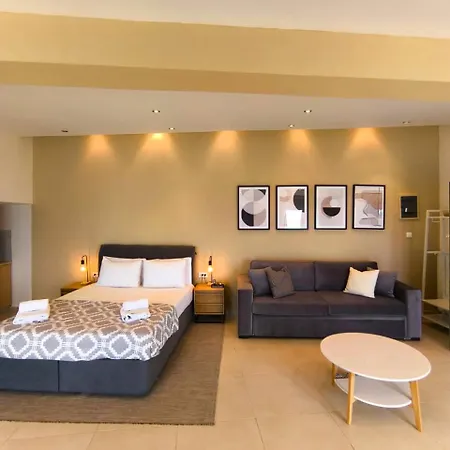 Infinity House By Klv * أرغوستولي